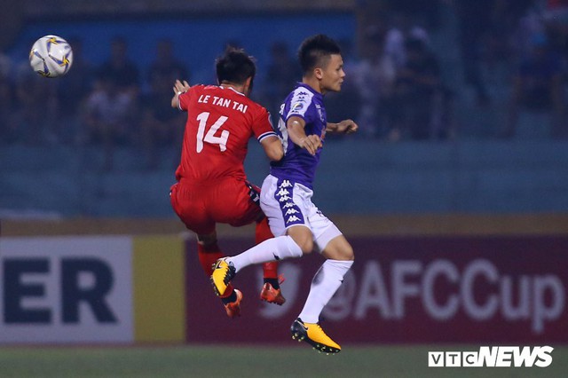 Kỳ quặc như AFC Cup: Muốn vô địch, Hà Nội FC phải đá 5 trận chung kết - Ảnh 1.