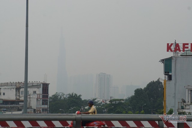 Xác định nguyên nhân cả Sài Gòn mù đặc, ô nhiễm nặng - Ảnh 1.