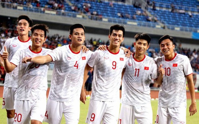 Nhìn thầy Park thắng Trung Quốc, mới thấy tiếc khi bóng đá Việt Nam lỡ cơ hội vàng - Ảnh 1.