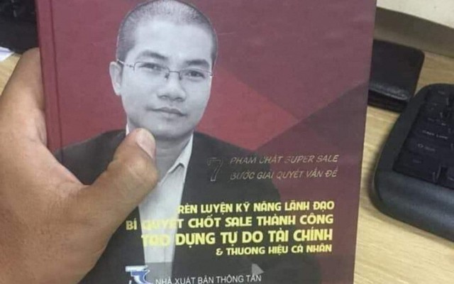 Lan truyá»n cuá»‘n sÃ¡ch Nguyá»…n ThÃ¡i Luyá»‡n dáº¡y nhÃ¢n viÃªn Alibaba 'bÃ­ kÃ­p' lá»«a Ä‘áº£o