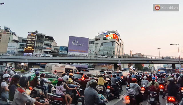 Sài Gòn - 10 năm không ngừng chuyển động với những công trình hiện đại thay đổi diện mạo của thành phố - Ảnh 18.
