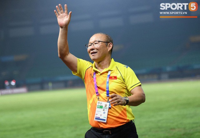 Báo châu Á gây sốc với bình luận cực gắt: Đình Trọng là cầu thủ chơi xấu nhất U23 Việt Nam, ông Park cực giỏi dùng chiêu trò khiêu khích trọng tài - Ảnh 3.