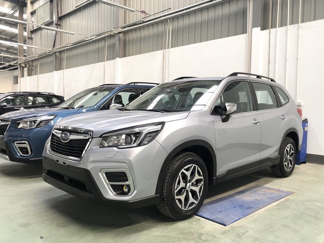  Cận cảnh mẫu ô tô giảm giá mạnh nhất tại Việt Nam năm 2019 - Ảnh 1.