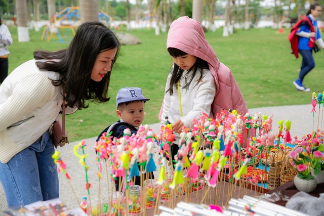Lễ hội Xuân Ecopark: Điểm “check in” cực chất ngay gần Hà Nội - Ảnh 9.