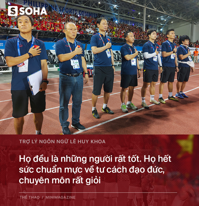  Trợ lý ngôn ngữ Lê Huy Khoa: Cởi đồ cầu thủ ra đi. Người đầy sẹo, chân biến dạng. Trời ơi, tội lắm - Ảnh 7.