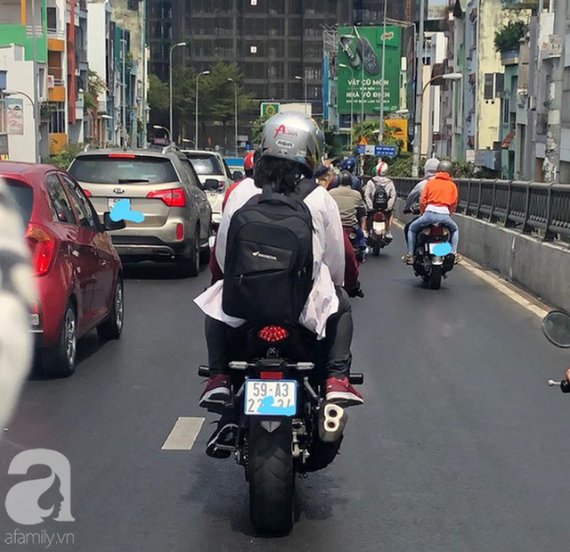 Người đàn ông Hà Nội mê đắm cô gái Sài Gòn 16 tuổi trong chuyến công tác mà nên vợ nên chồng, 26 năm bên nhau vẫn hạnh phúc nhờ bí quyết: Tất cả tài sản trong tay vợ - Ảnh 5.