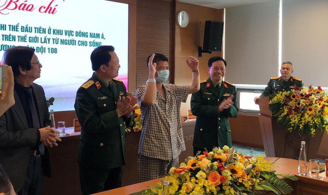  Việt Nam thực hiện thành công ca ghép chi thể đầu tiên trên thế giới từ người hiến sống  - Ảnh 12.