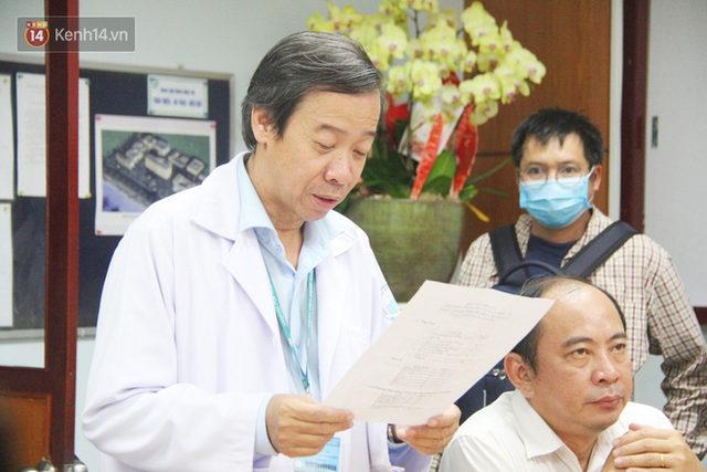 TP.HCM: Cận cảnh khu cách ly nam Việt kiều Mỹ nhiễm virus Corona, bệnh nhân vẫy tay chào khi được mọi người đến thăm - Ảnh 15.