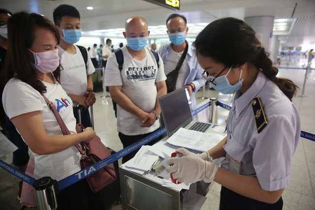 Du học sinh Việt quyết định ở lại Anh giữa bão Covid-19: Nếu yêu tổ quốc yêu đồng bào thì ai ở chỗ nào ở yên chỗ đấy! - Ảnh 1.