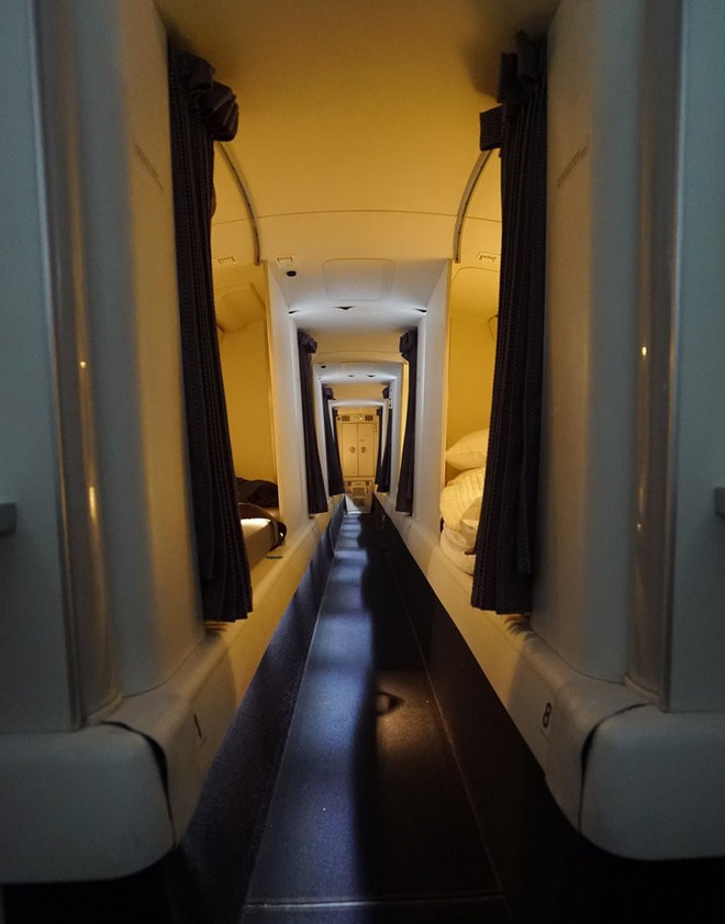 Phòng ngủ "bí mật" trên máy bay của tiếp viên hàng không và phi công trông như thế nào? - ảnh 7