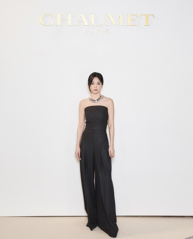 Chaumet chào sân Frieze Art Fair tại Seoul cùng Song Hye Kyo, Joshua (SEVENTEEN) và BabyMonster- Ảnh 3.