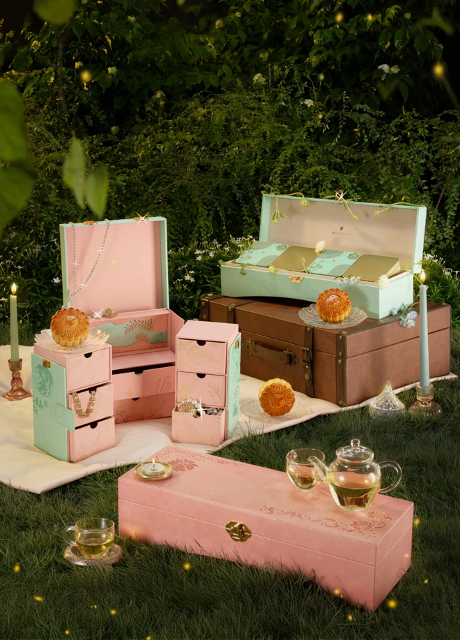 Hà Nội - Sài Gòn mùa trăng 2025: Khi bánh Trung thu trở thành nghệ thuật - di sản - và đong đầy kí ức - Ảnh 10.