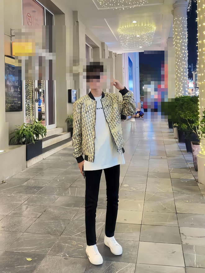 Giải phẫu gu thẩm mỹ 