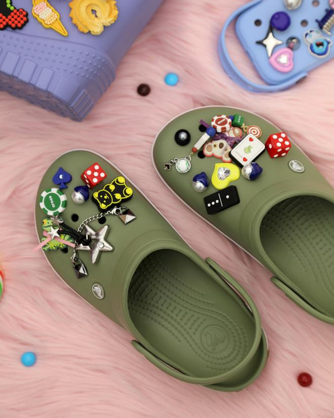 Nghịch lý "đôi dép quốc dân" Crocs tại Hàn Quốc: Bán khắp ngõ ngách, nhưng tiền không ở lại Seoul - Ảnh 7.