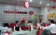 Hệ thống vẫn phải tiếp tục hiệu chỉnh nâng cấp, Techcombank quyết định miễn phí cho khách hàng giao dịch tại quầy trong ngày 5/5