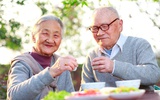 Số người trên 100 tuổi ở Nhật Bản tiếp tục tăng kỷ lục và 5 bí mật giúp một số người sống thọ hơn