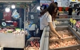 Nguy cơ ngộ độc thực phẩm mùa nắng nóng: Rùng mình với cảnh bày bán thực phẩm mất vệ sinh
