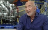 Vẻ ngoài khác lạ của Jeff Bezos: Không còn nhận ra vị tỷ phú phong trần ngày nào