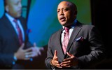 Ung thư tuyến giáp ở tuổi 40 khiến triệu phú Shark Tank bỏ rượu vĩnh viễn, quyết tâm sống khoẻ đến ngày con gái lên xe hoa
