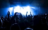 10 giây check-in, hàng vạn lightstick đồng bộ: Công nghệ đang biến concert thành “vũ trụ giải trí”