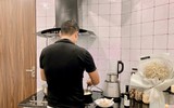 'Lương 15 triệu chỉ đủ trả tiền nhà': Khi lãi suất thả nổi trở thành nỗi lo của người mua bất động sản