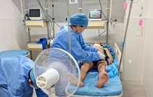 Người đàn ông 64 tuổi tổn thương tim, gan nặng: BS chỉ ra "thủ phạm" thường gặp trong ngày nắng nóng