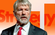 Bitcoin giảm 15% trong 1 tháng, Strategy bốc hơi 58 tỷ USD vốn hóa, hàng loạt công ty vay nợ mua tiền số mắc kẹt