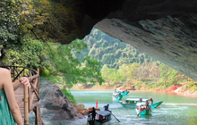 Việt Nam có 1 nơi được tạp chí Mỹ ca ngợi "đẹp nhất thế giới": Sở hữu "cung điện dưới lòng đất", cả triệu người đến check-in