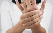 Tay chân có 2 dấu hiệu này coi chừng tắc nghẽn mạch máu, khuyên bạn từ bỏ những thói quen cực hại mạch máu