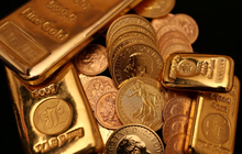 Ngày 23/1: Giá vàng áp sát ngưỡng 5.000 USD, thiết lập kỷ lục mới