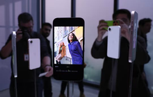 ‘Đòn hiểm’ của Apple khi bán iPhone giá rẻ giữa lúc khan hiếm chip bán dẫn