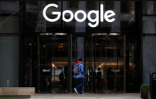 4.800 tỷ USD vs 5.200 tỷ USD: Nhờ AI, Google đang trên đường soán ngôi công ty giá trị nhất thế giới của Nvidia, đến Warren Buffett cũng không thể ngồi yên