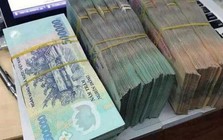 Công an tìm người đánh rơi cọc tiền mệnh giá 500.000 VND