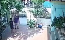 Thanh Hóa: Thầy giáo đến tận nhà đánh học sinh thủng màng nhĩ vì bị phàn nàn là dạy khó hiểu