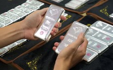 Thêm loạt ứng dụng tài chính số mở kênh bán bạc trực tuyến