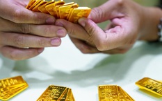 Giá vàng hôm nay 29/5: Đồng loạt thủng đáy, vàng nhẫn có nơi về mốc 150 triệu đồng/lượng