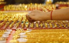 Giá vàng trải qua một đêm 'đỏ lửa', mức giảm sâu nhất tới 6 triệu đồng/lượng