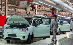 Đi ngược thế giới, Trung Quốc bá chủ xe điện nhờ tự sản xuất gần 80% linh kiện lõi, lợi nhuận lên tới 20% dù giá bán siêu rẻ