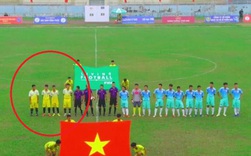 Đội bóng Việt chỉ mang 4 cầu thủ đến sân, trọng tài buộc lòng phải cho hủy trận đấu