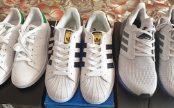 Phát hiện 480 đôi giày có dấu hiệu giả mạo nhãn hiệu Adidas, Nike