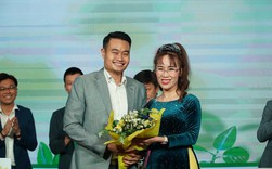 Deal "khủng" của năm: Vietjet bất ngờ bắt tay Grab, CEO Nguyễn Thị Phương Thảo tuyên bố đây sẽ là bước đi mới nhất trên con đường trở thành một "Consumer Airline" Deal "khủng" của năm: Vietjet bất ngờ bắt tay Grab, CEO Nguyễn Thị Phương Thảo tuyên bố đây sẽ là bước đi mới nhất trên con đường trở thành một "Consumer Airline"