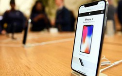 Vì sao smartphone bày sẵn trên kệ shop không bao giờ được bán? Hình ảnh này sẽ thay lời muốn nói! Vì sao smartphone bày sẵn trên kệ shop không bao giờ được bán? Hình ảnh này sẽ thay lời muốn nói!