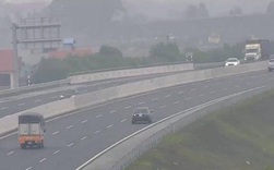Xe biển số Hà Nội đi lùi trên cao tốc Hà Nội-Hải Phòng, suýt gây thảm họa