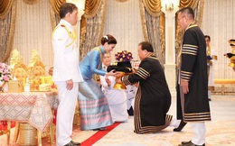 Thái Lan: Hoàng hậu Suthida được ĐH Hoàng gia trao 39 bằng danh dự trong 1 ngày, "gây bão" MXH