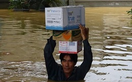 Lũ lịch sử ở Quảng Bình: Hơn 34.000 nhà dân ngập lụt, dân cuống cuồng chạy lũ trong đêm