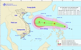 Áp thấp nhiệt đới sắp vào Biển Đông, bác tin siêu bão cấp 17 đổ bộ vào miền Trung