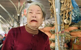 Tiểu thương chợ Hà Tĩnh khóc ròng vì hàng hóa hư hỏng sau cơn lũ lịch sử