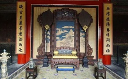 Vì sao thời hoàng đế Khang Hi, Từ Ninh Cung bị bỏ không?