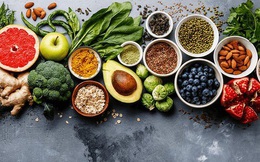 8 loại thực phẩm dễ kiếm, rẻ tiền và là "khắc tinh" của tế bào ung thư: Nhắc nhau ăn mỗi ngày để phòng bệnh!