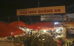 Chợ hoa lớn nhất Hà Nội nhộn nhịp trong dịp Ngày Nhà giáo Việt Nam
